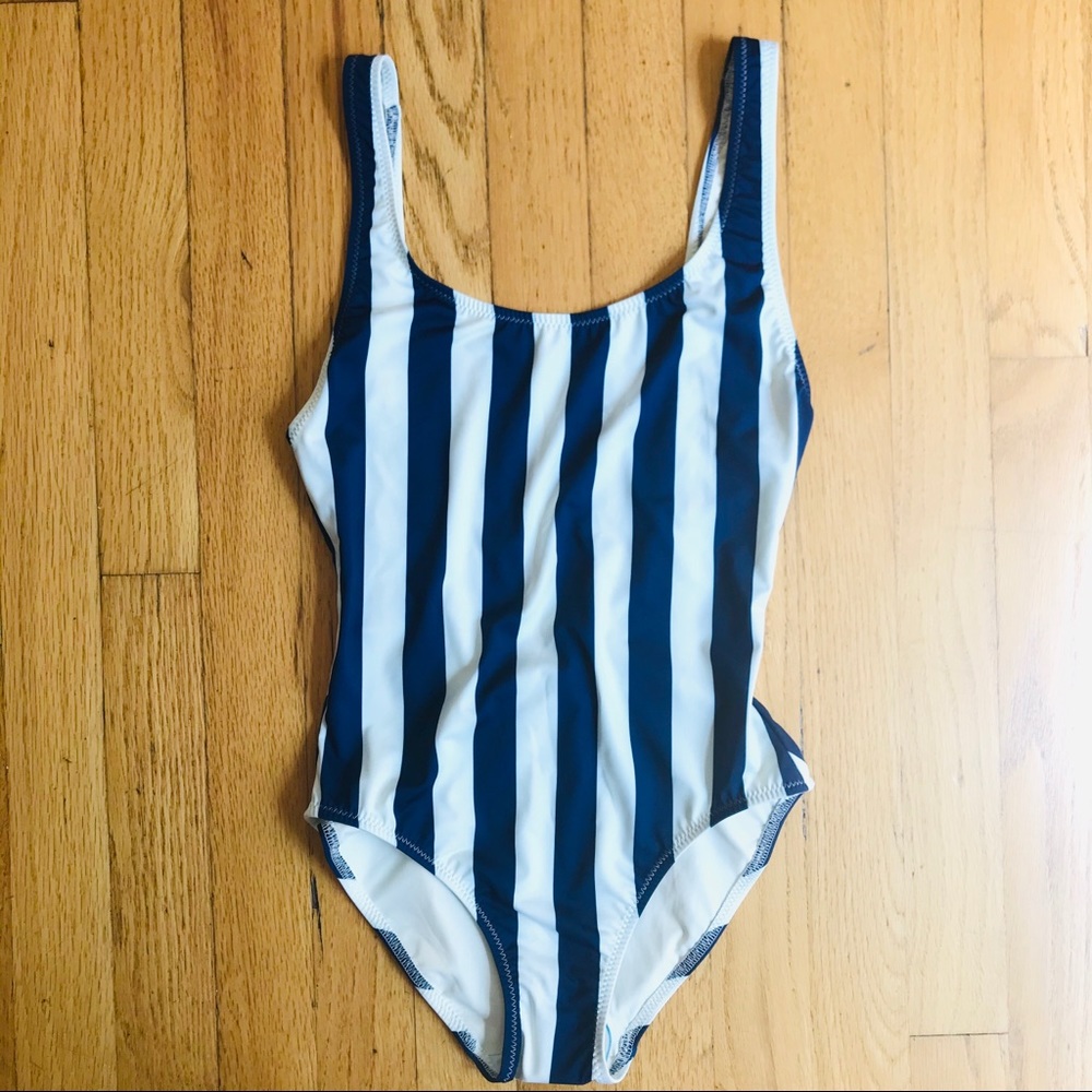 Solid & Striped one piece navy stripe XS NWT